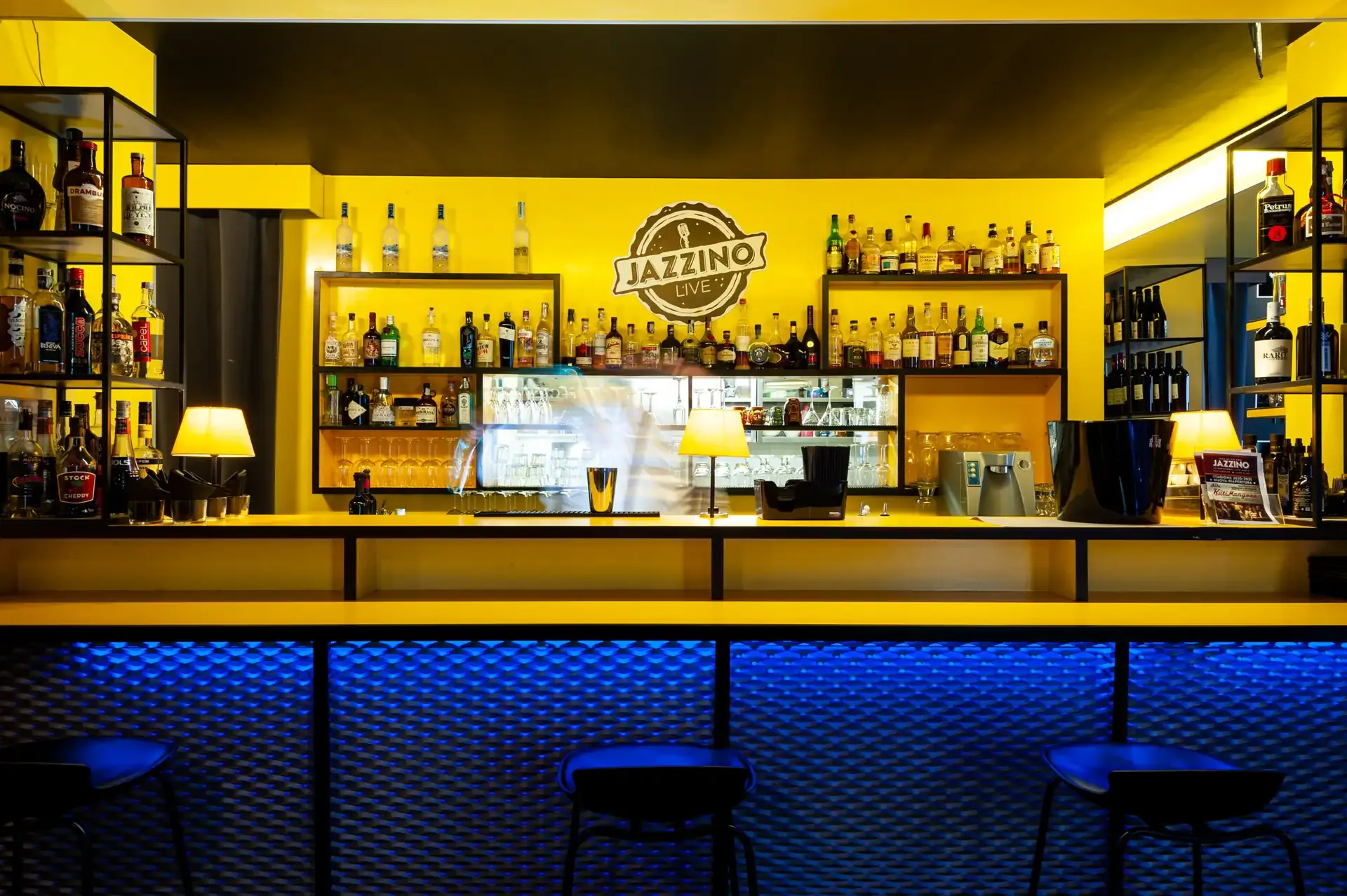 Jazzino - Jazz Club e Ristorante a Cagliari.