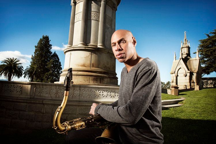 Joshua Redman Group Ft. Gabrielle Cavassa