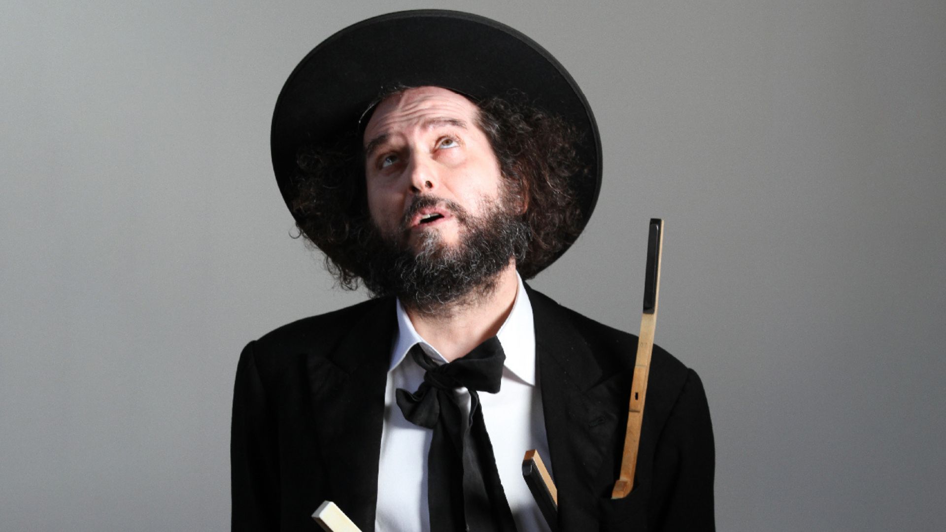 Vinicio Capossela - CON I TASTI CHE CI ABBIAMO TOUR Live@ Teatro Massimo Cagliari